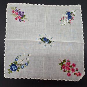 Vintage Floral Handkerchief White Cotton Scalloped Edge Made In Shanghai